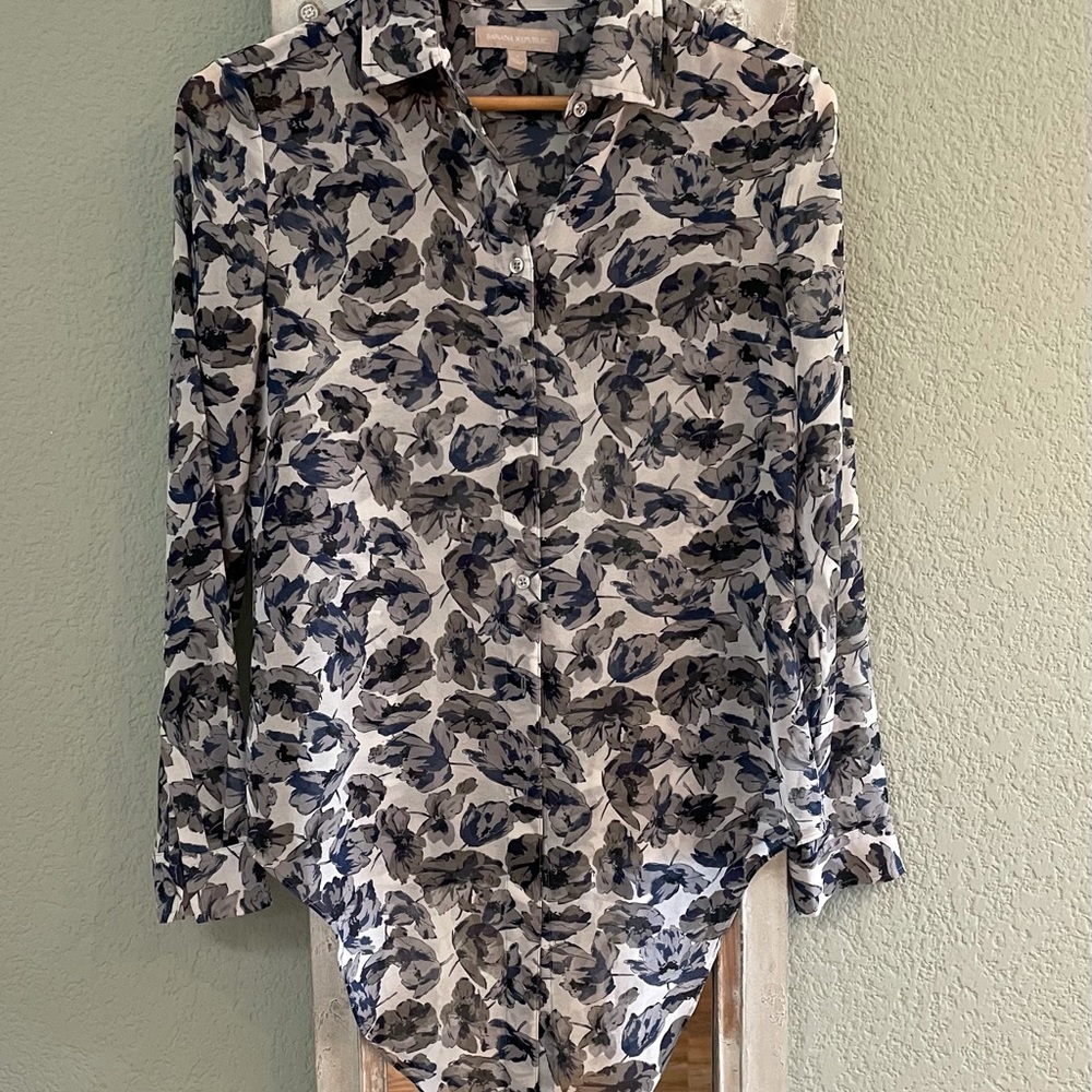 DONATED - Floral Banana Republic Shirt - Picture 2 of 8